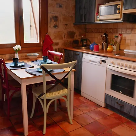 Estarrun Hétvégi ház *