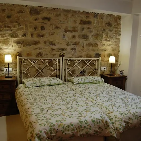 Estarrún Casa rural *